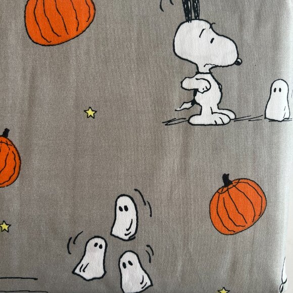 Peanuts Snoopy Halloween Twin Sheet Set Gray Ghost Pumpkin Spooky Fun Bedding - Picture 2 of 5